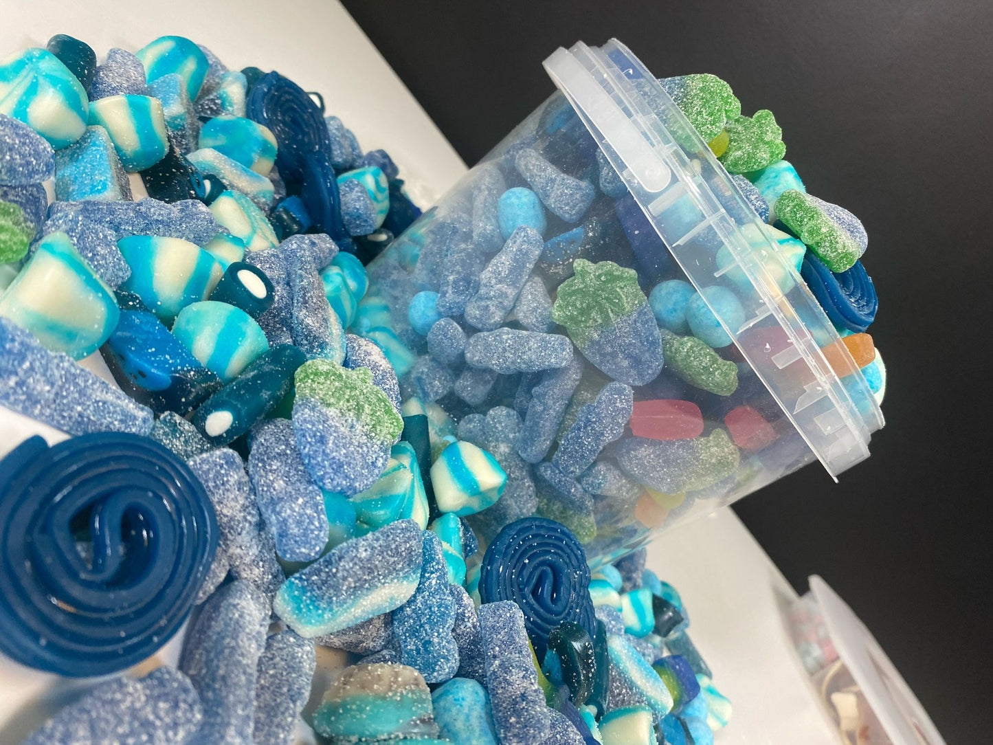 The Sweet Buckets (حلال)